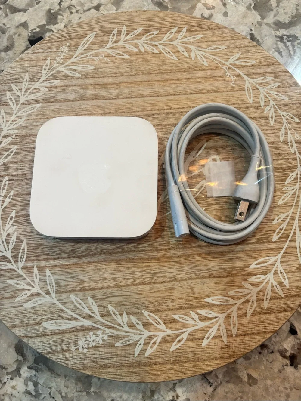 Apple compact wireless